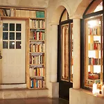 The Literary Man 4*