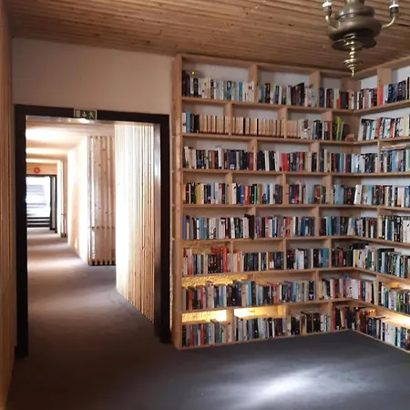 The Literary Man 4* Обидуш
