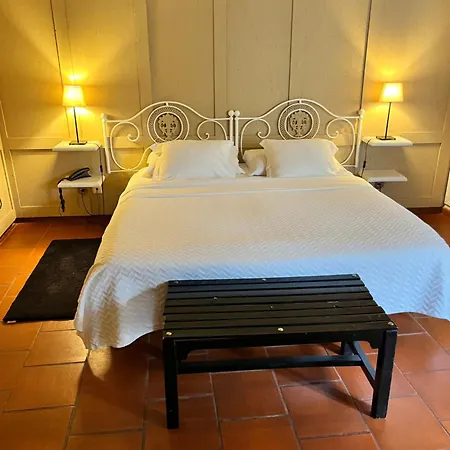 The Literary Man Hotel Óbidos