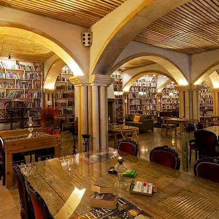 The Literary Man 4* Обидуш
